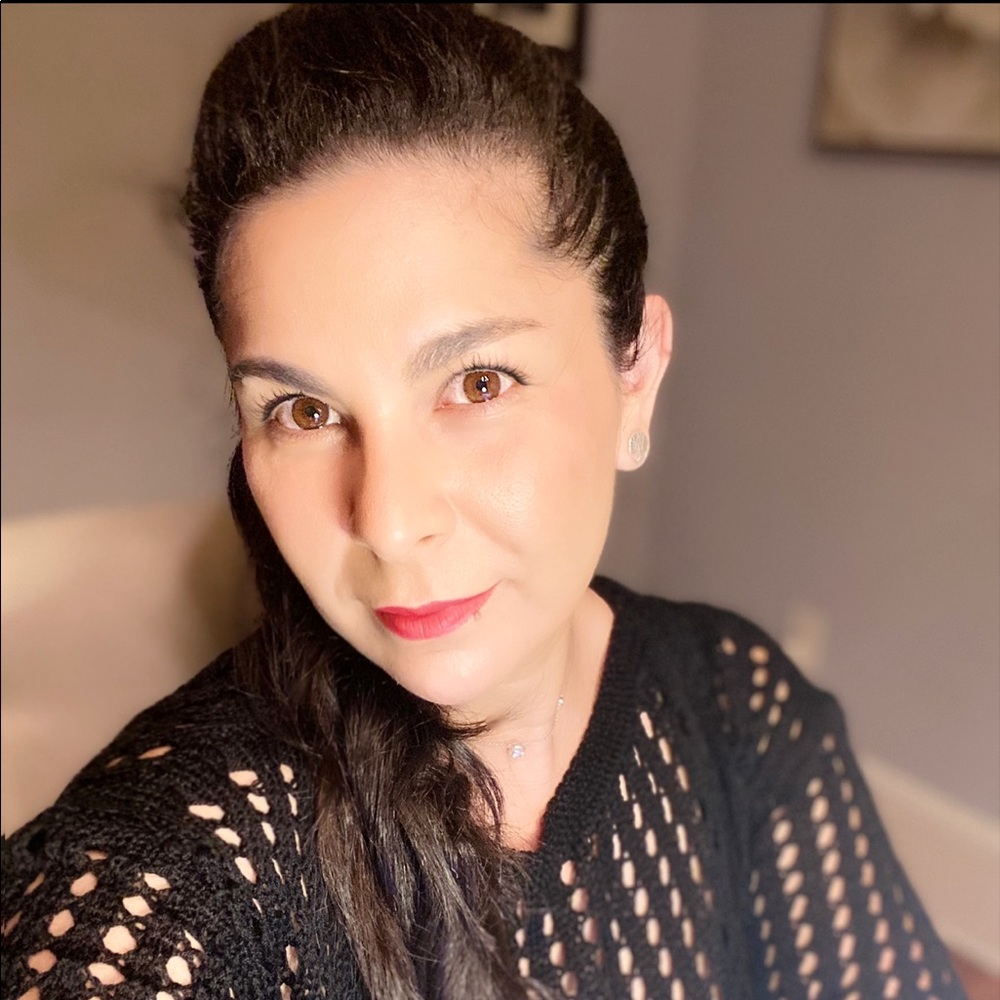 Meet your Posher, Mariana